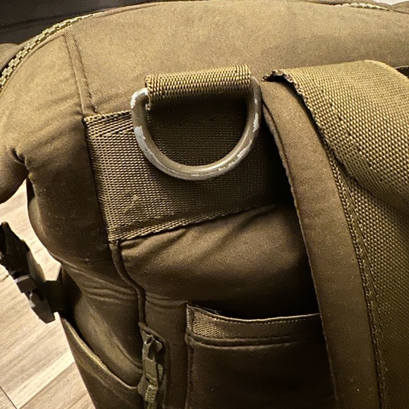 INDI NEOPRENE DIAPER BACKPACK SIZE MEDIUM
Dark Moss - a deep olive green - Picture 2 of 7